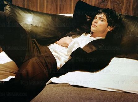 http://www.newwoman.ru/pic29/131006_tom_welling_08.jpg