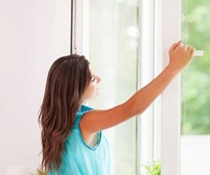 Как отмыть окно после зимы